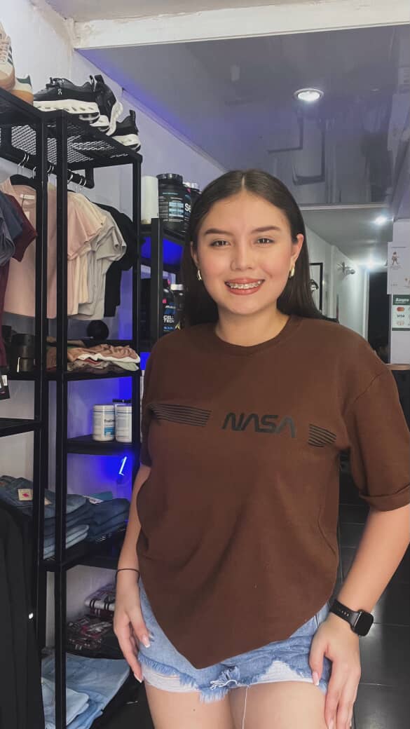 CAMISETA OVERSIZE DE DAMA NASA