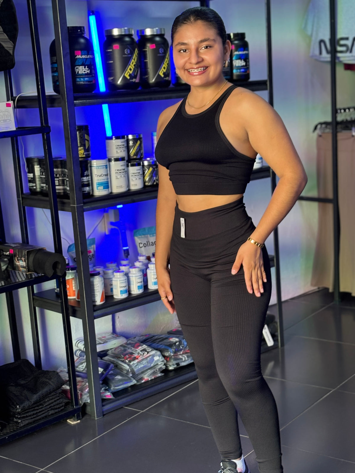 (Compras grandes) CONJUNTO LARGO TOP CRUZADO SEMALESS