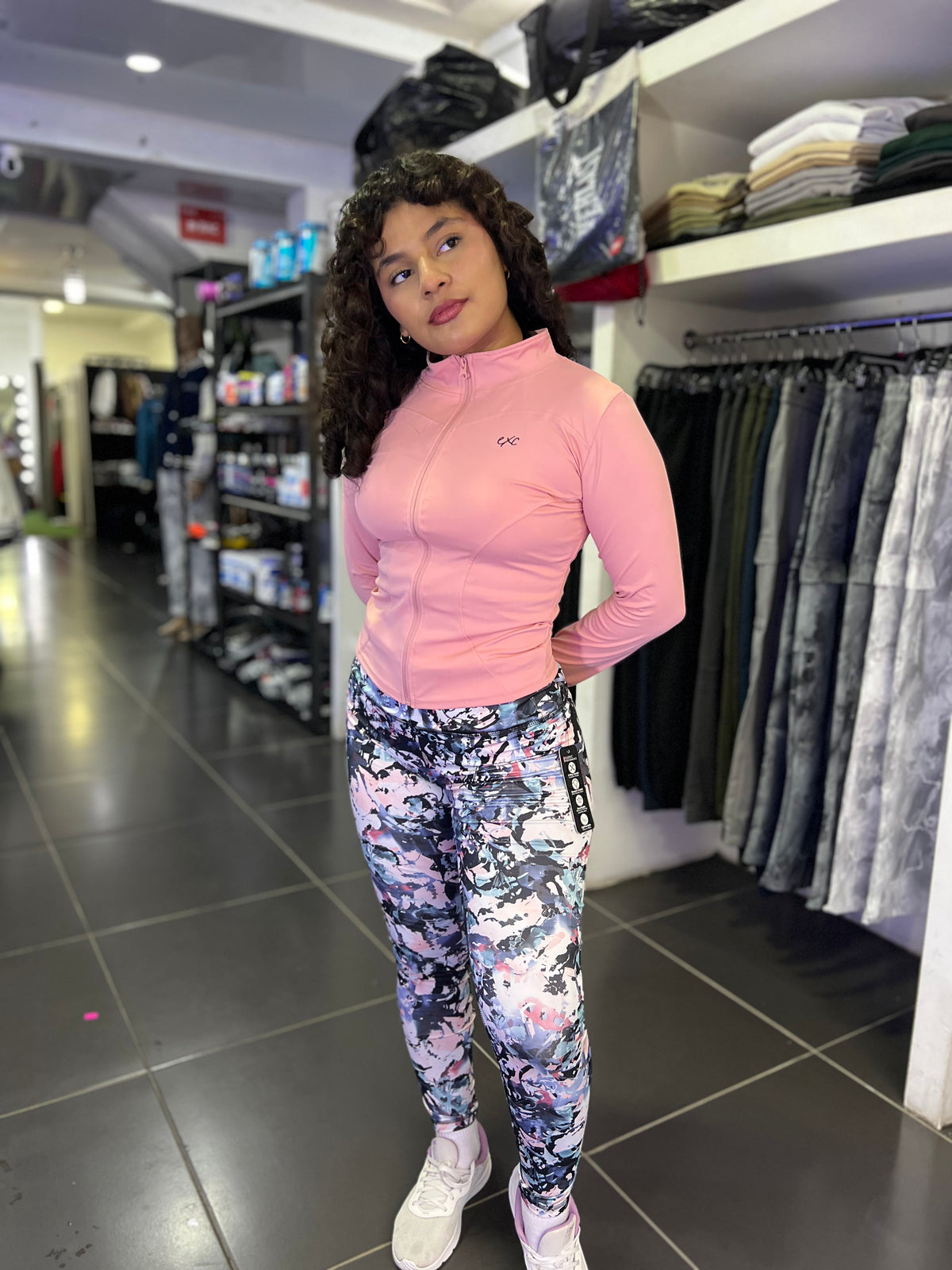 LEGGINGS CON ESTAMPADO AME- ACTIVE QUEENS