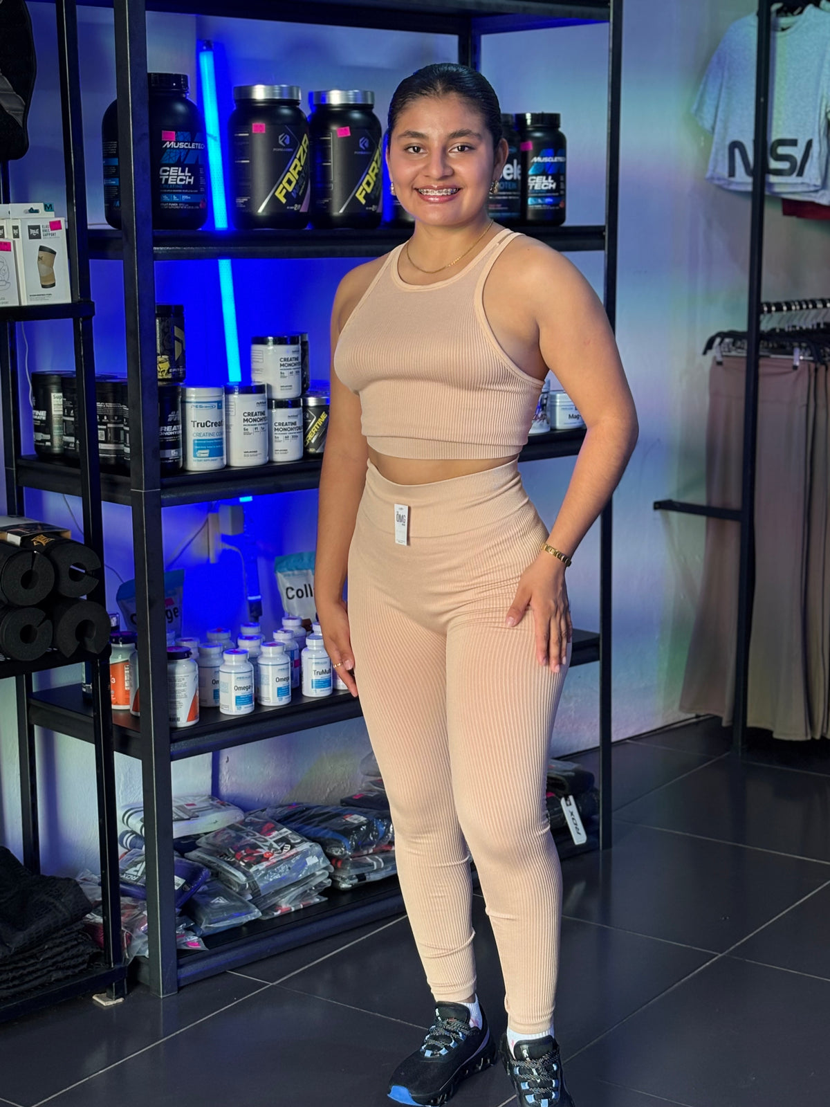 (Compras grandes) CONJUNTO LARGO TOP CRUZADO SEMALESS