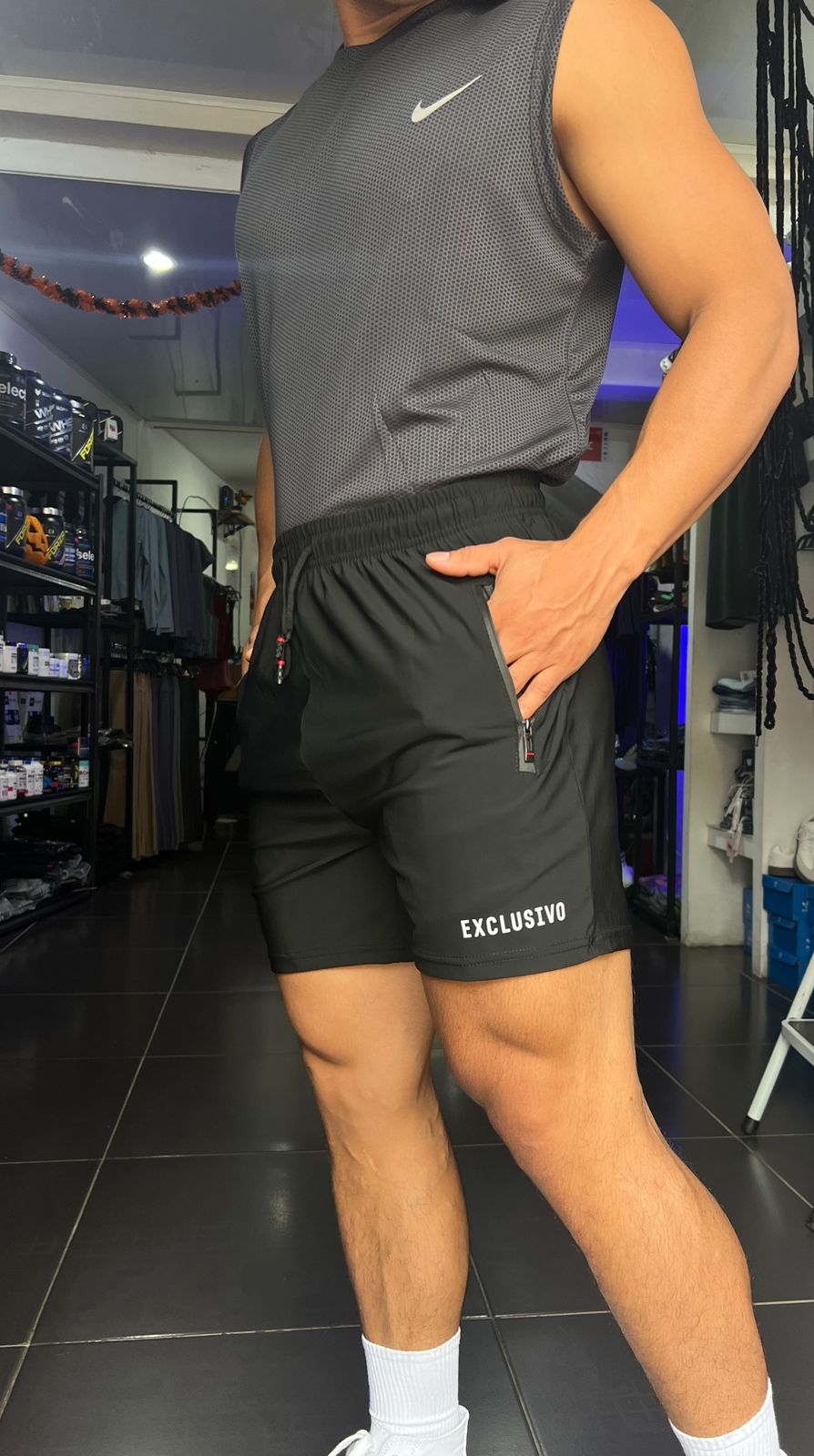 SHORTS EXCLUSIVO