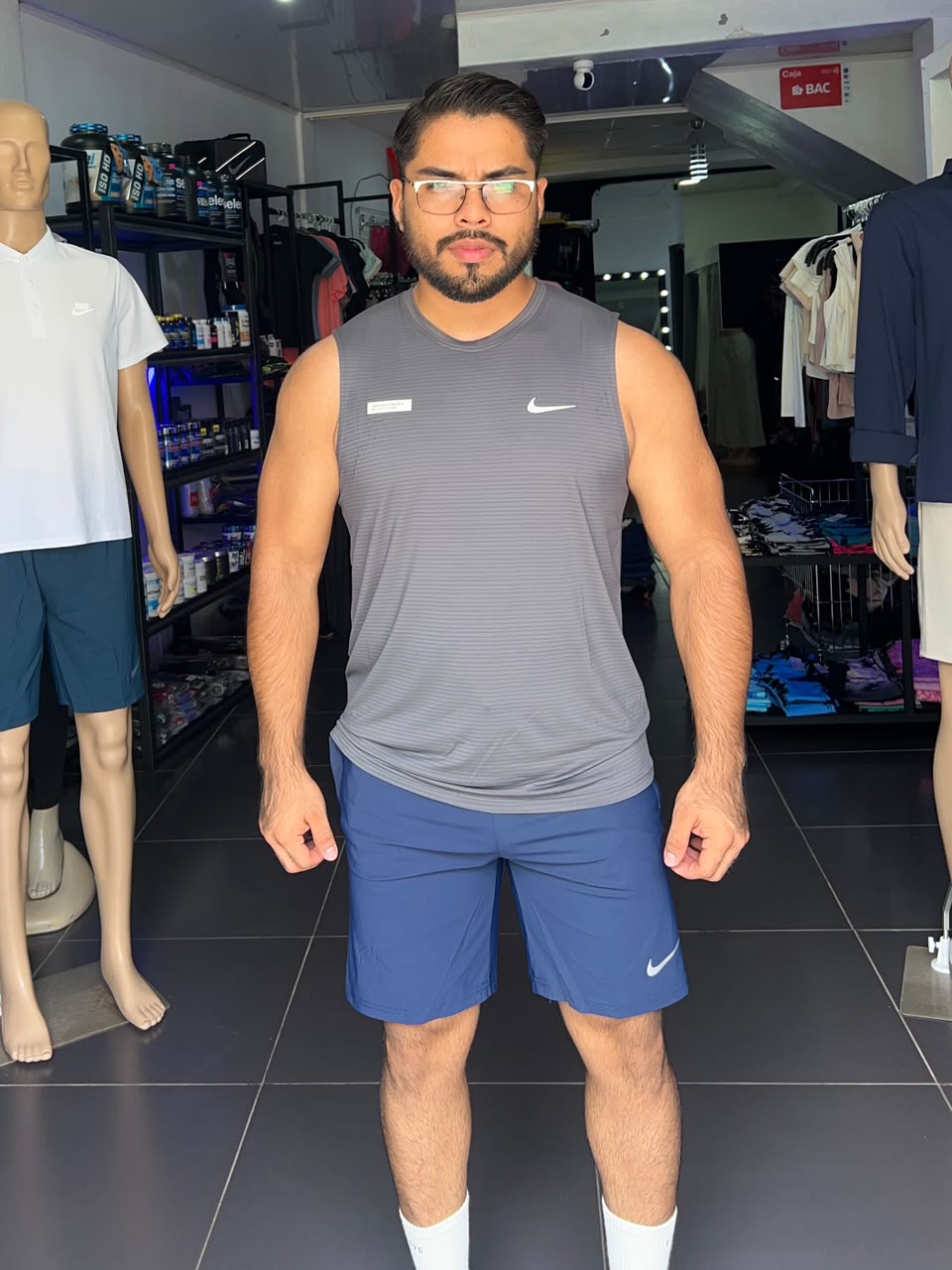 SHORT SIN LICRA - NIKE