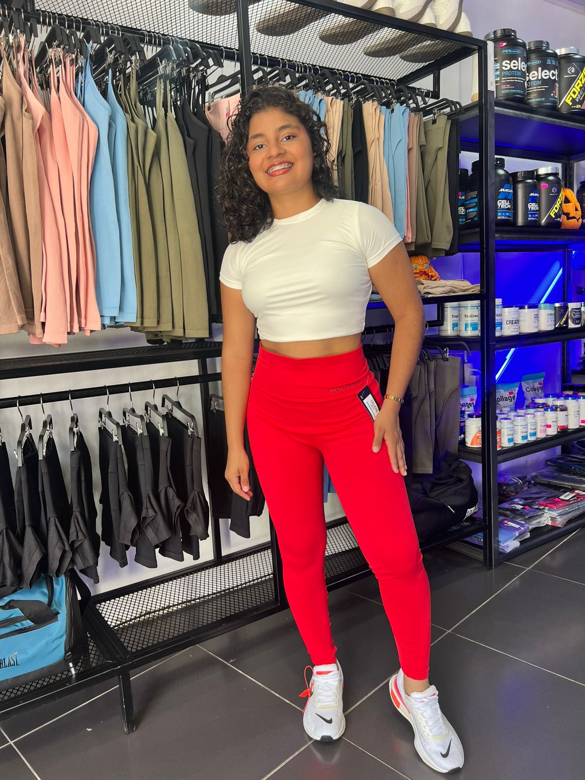 LEGGINS COLOR SOLIDO CORTE V