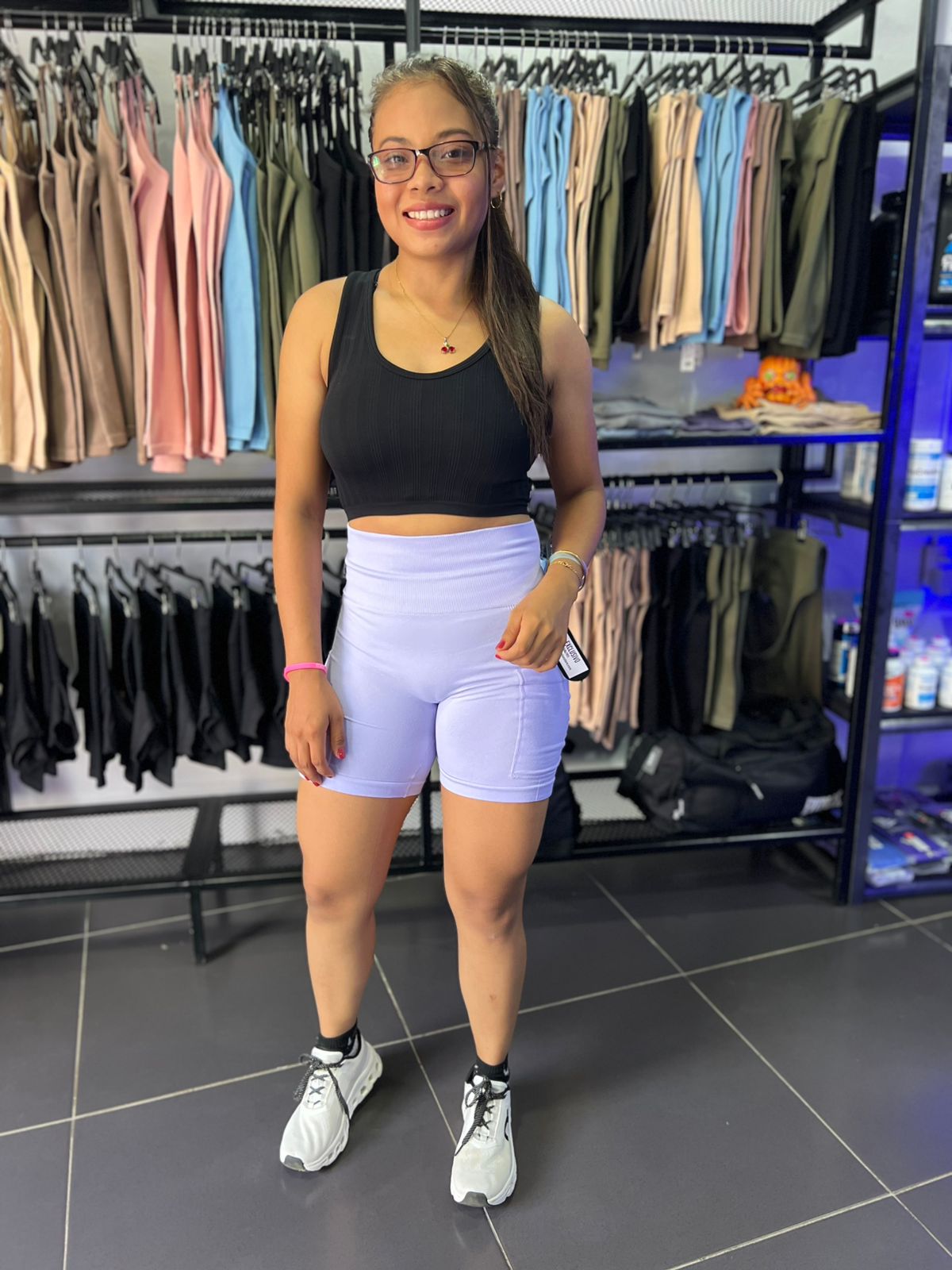 LEGGINS BIKER COLOR SOLIDO CON BOLSAS