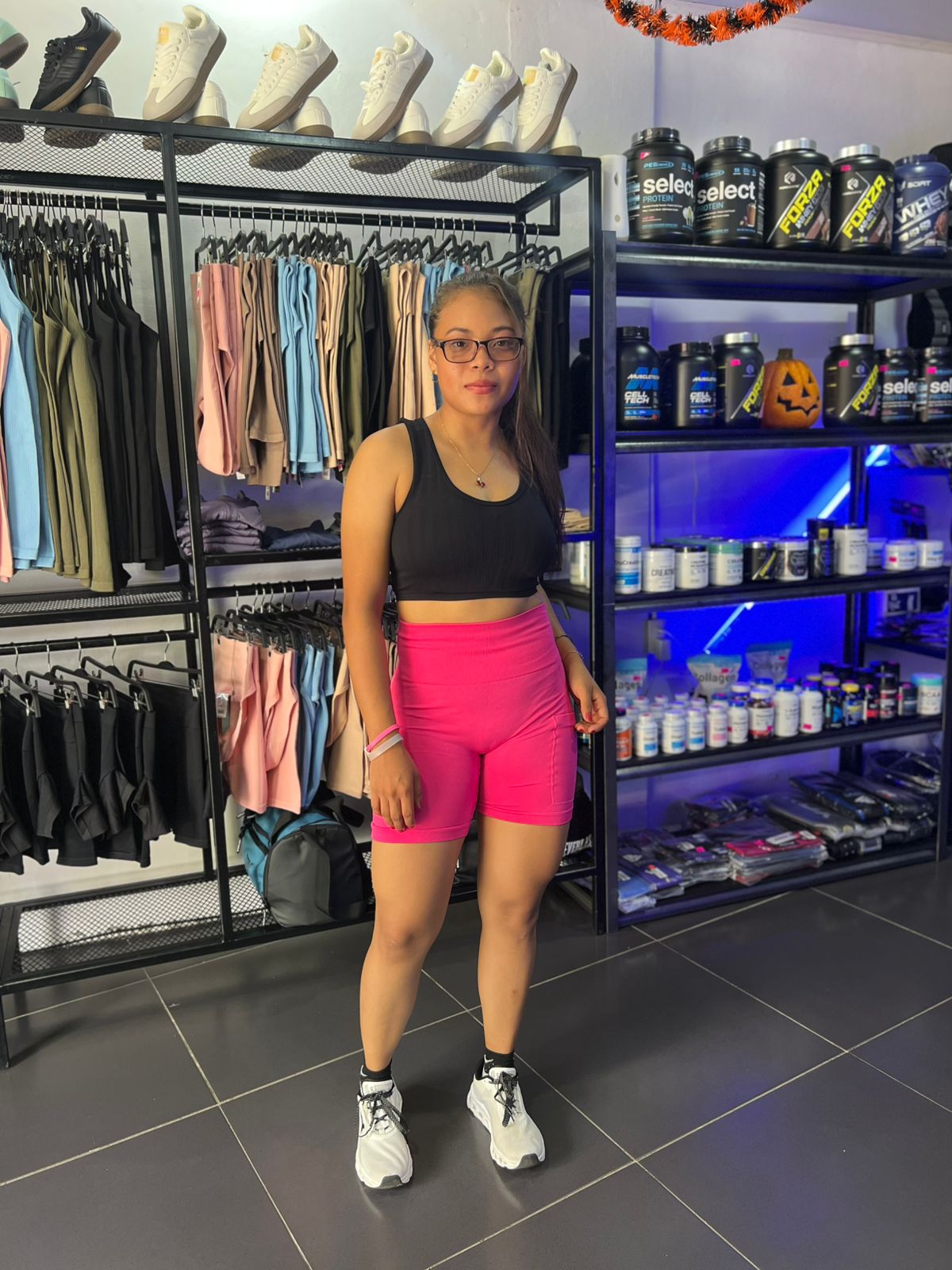 LEGGINS BIKER COLOR SOLIDO CON BOLSAS