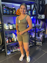 JUMPER CORTO TIRANTES GRUESO