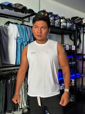 CAMISOLA DE COMPRESION DEPORTIVA- NIKE