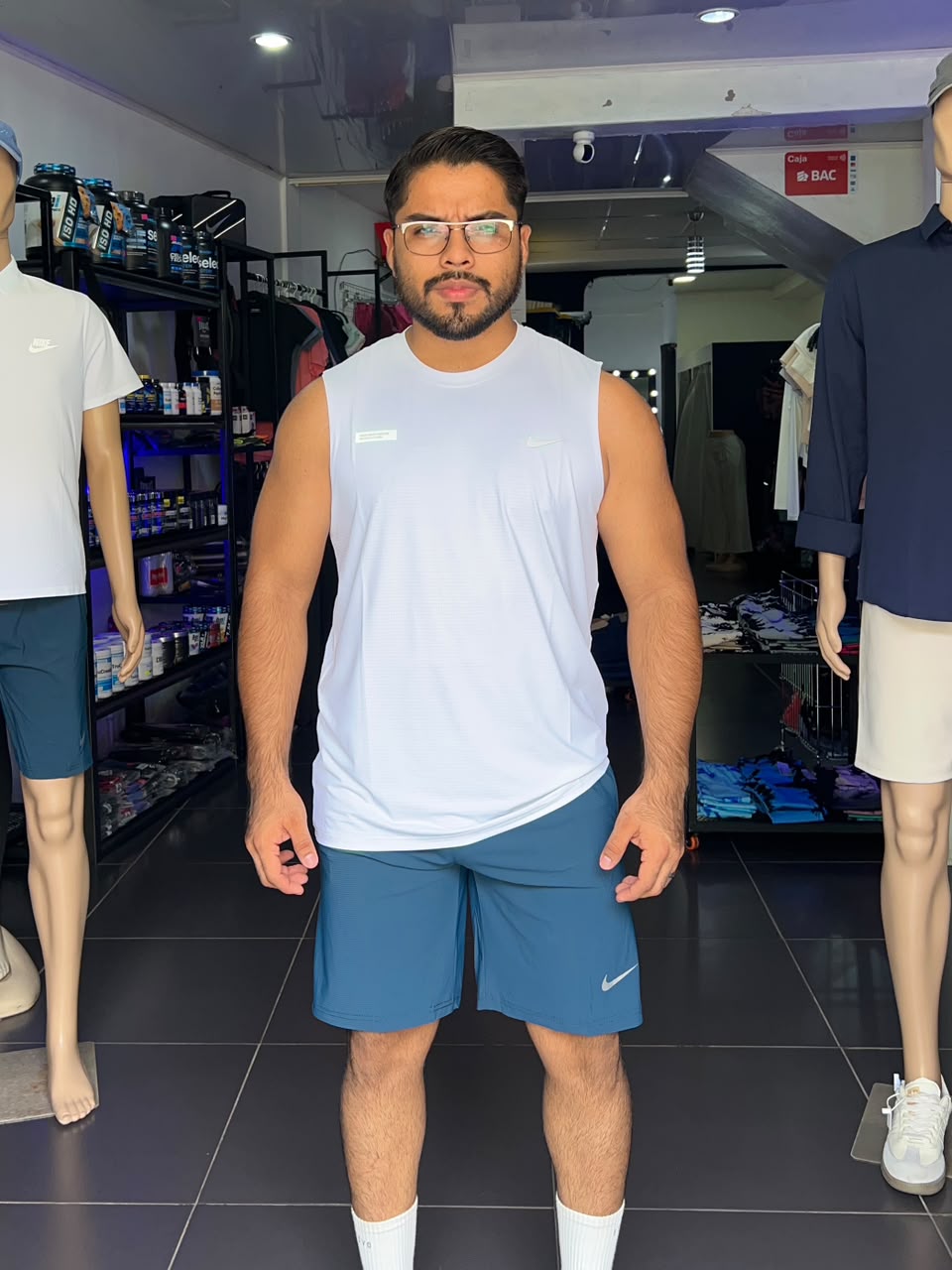 SHORT SIN LICRA - NIKE
