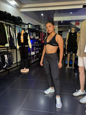 LEGGINGS NEGRAS: AME- ACTIVE QUEENS