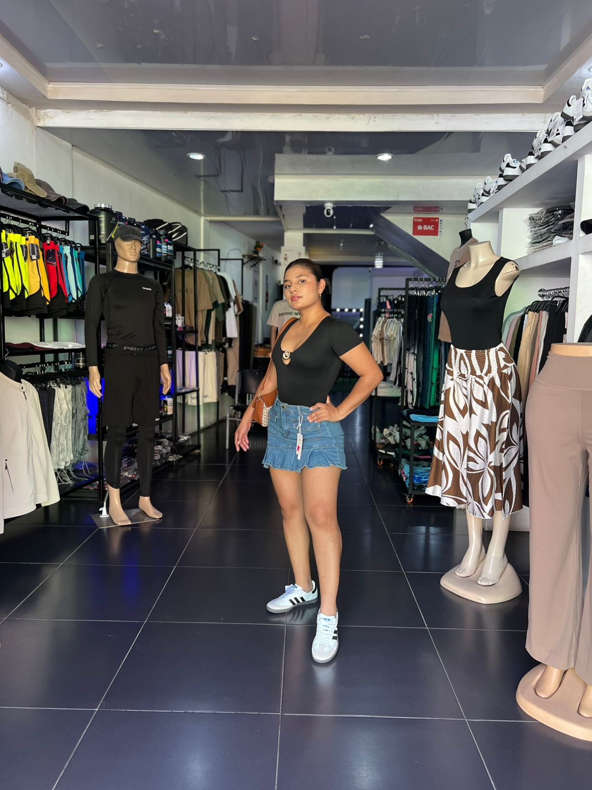 (Compras grandes) FALDAS JEANS CASUALES